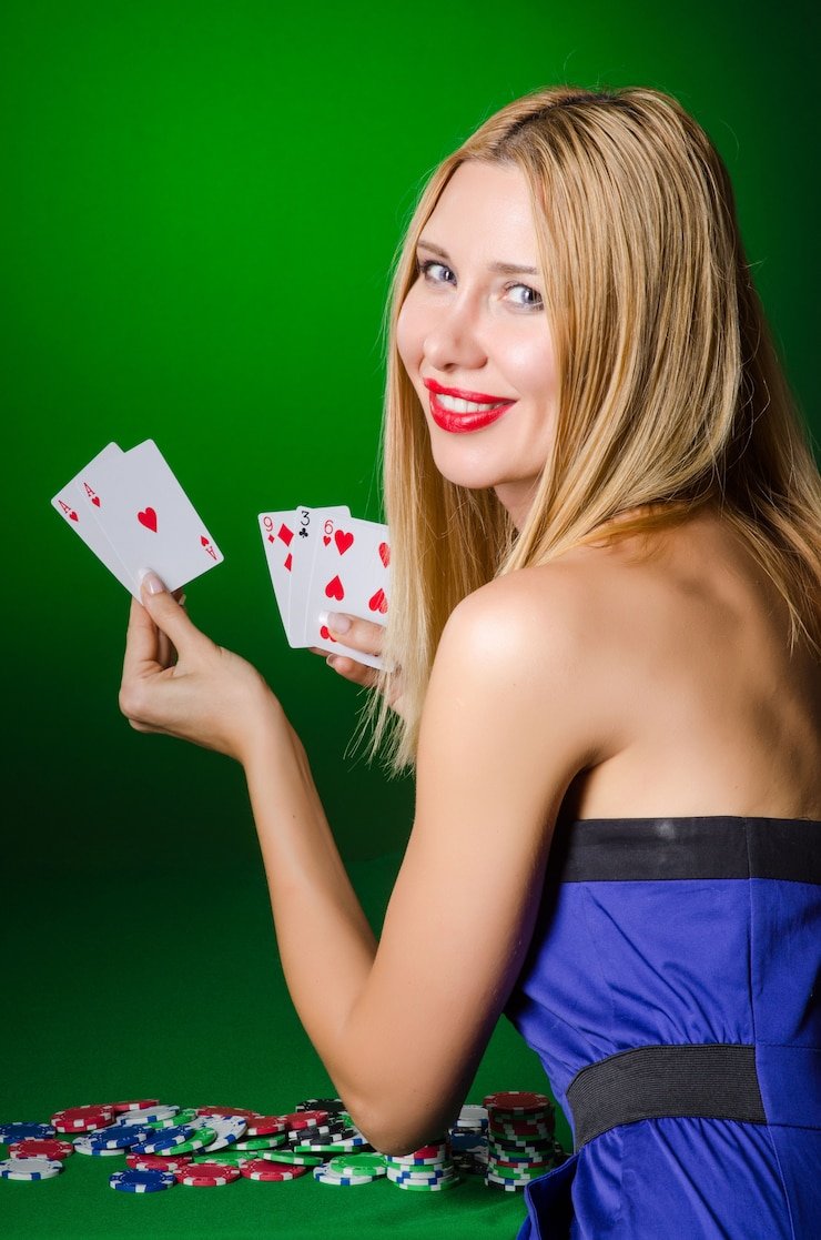 Halaman pembayaran aplikasi jelaspoker menampilkan metode deposit DANA, OVO, GoPay, ShopeePay, LinkAja, dan QRIS